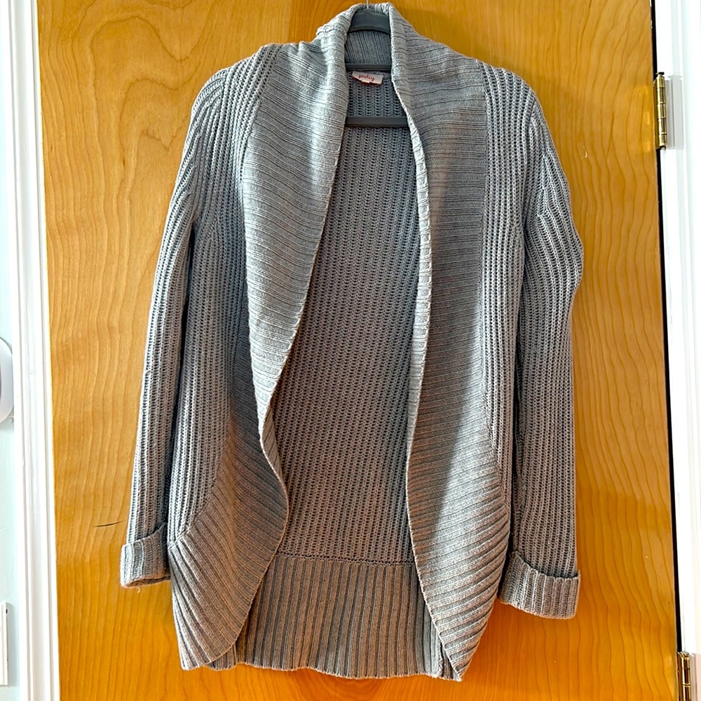 Oversized gray shawl cardigan, size XS
